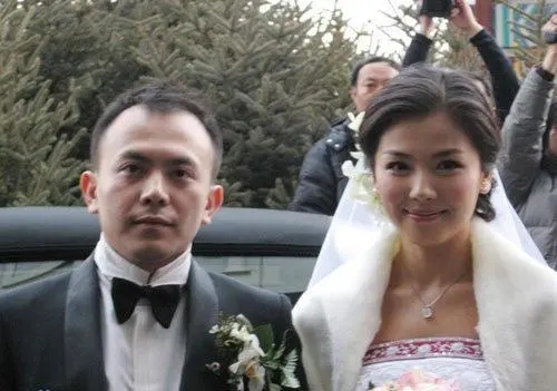 韩雪曝娱乐圈某女明星黑料,_刘涛黑历史曝光_刘涛贤妻形象争议