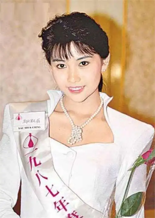 中国女明星邱淑贞_邱淑贞 90年代 香港娱乐圈